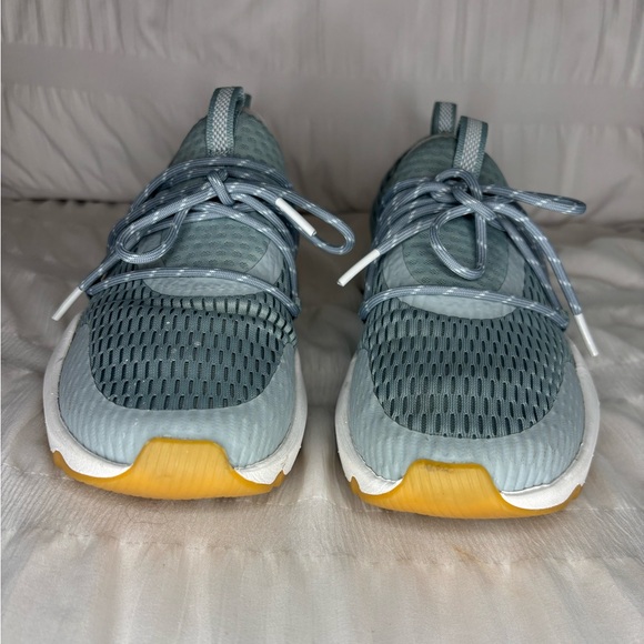 SOREL KINETIC™ IMPACT LACE SNEAKERS - Size 9 - Picture 4 of 13